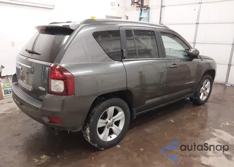 2014 Jeep Compass Latitude из США, поврежденный, VIN 1C4NJDEB8ED863889